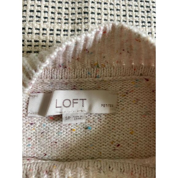 LOFT Petites Womens Sweater Small Beige Speckled Knit Pullover Long Sleeve Cozy - Picture 3 of 4